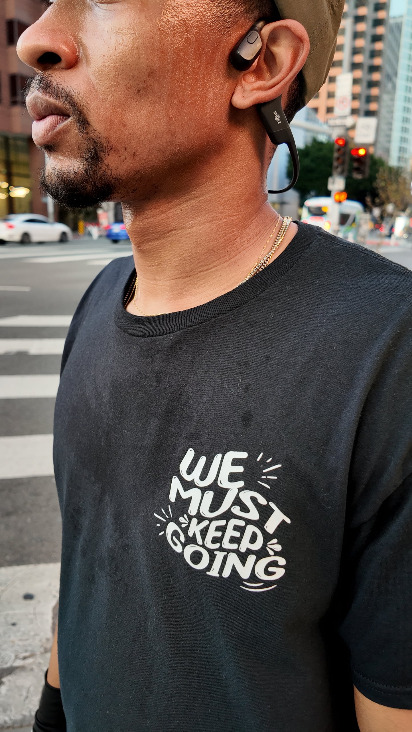 We Must Keep Going logo tee (Black)